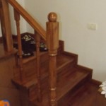 scari din lemn pe metal