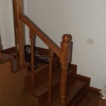 scari din lemn pe metal