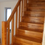 scari din lemn pe vanguri