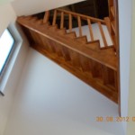 scari din lemn pe vanguri