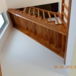 scari din lemn pe vanguri